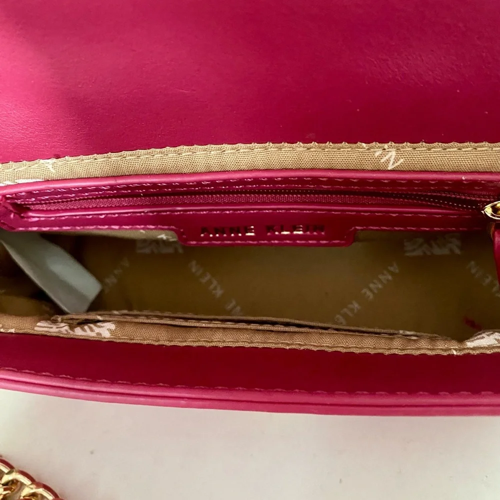 Anne Klein Fuchsia Quilted Shoulder Bag with Gold Chain - Picture 4 of 5